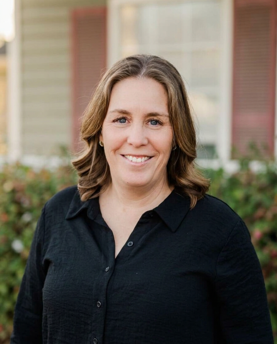 Portrait of Nicole Rodriguez, MA, LPC, EMDR Trained